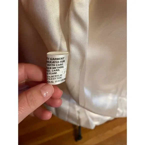 VINTAGE ADOLPH SCHUMAN FOR LILLI ANN | white button up fur jacket - Picture 10 of 16